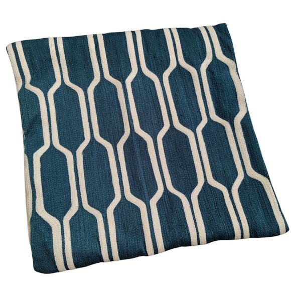 West Elm Blue Ivory Crewel Honeycomb Pillow Cover Case 18 x 18in Square Button - Picture 1 of 5